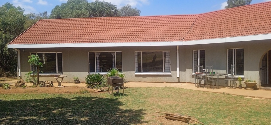To Let 3 Bedroom Property for Rent in Broederstroom North West